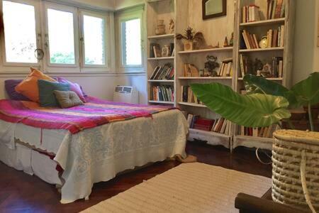 Homestay En Casa Con Gran Jardin *